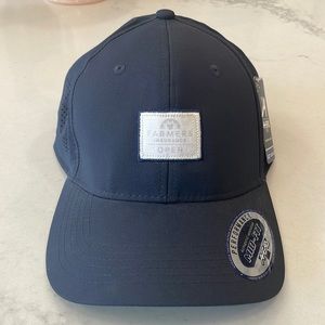 Men’s Farmer’s Open golf hat.